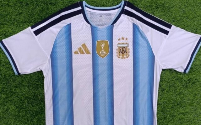 Polémica mundial: ranking de camisetas del 2026 excluye a la Selección Argentina