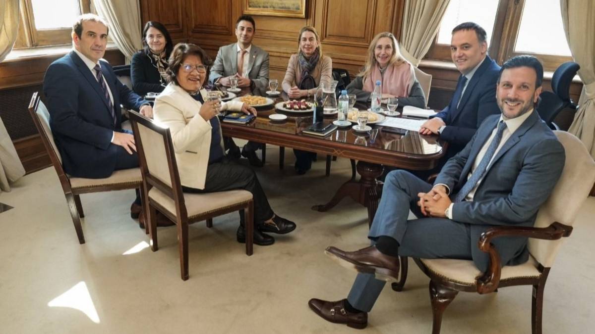 Karina Milei reúne a senadores para blindar a Adorni, pero Bullrich se borró y enciende alarmas