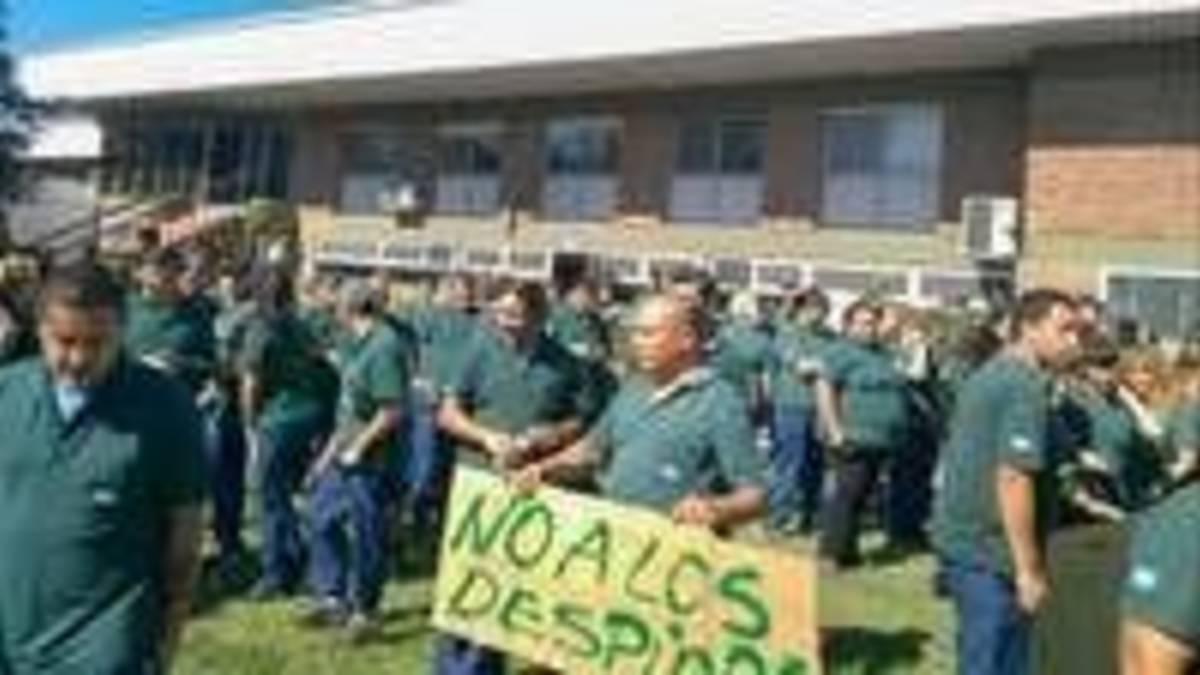 Informalidad récord: casi 10 millones de trabajadores en negro bajo la era Milei