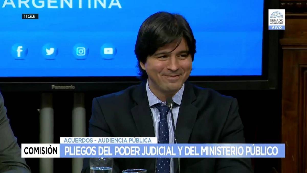 El fiscal que juró pagar Ganancias, se rajó con una demanda y ahora la Justicia lo exceptuó: ganó la corporación