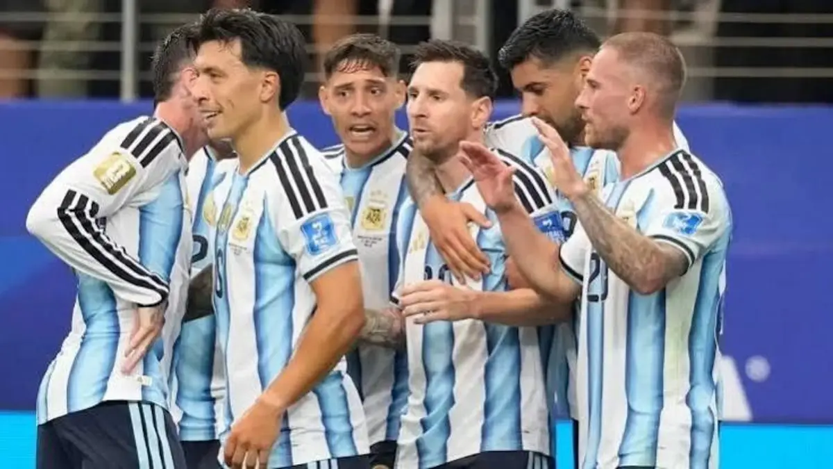 Messi al banco: la Selección Argentina sale con suplentes ante Jordania en el cierre del grupo