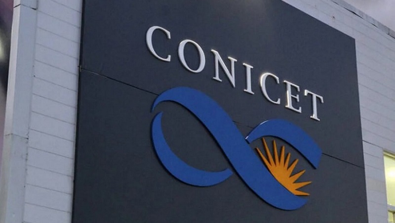 ¡Escándalo en Conicet! Becarios toman la sede: obra social vaciada y 379 becas en riesgo
