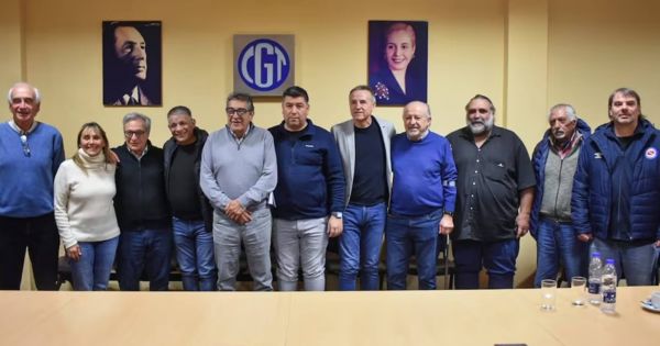 ¡Se viene el paro! La CGT y las CTA unen fuerzas contra Milei y preparan un plan de lucha nacional