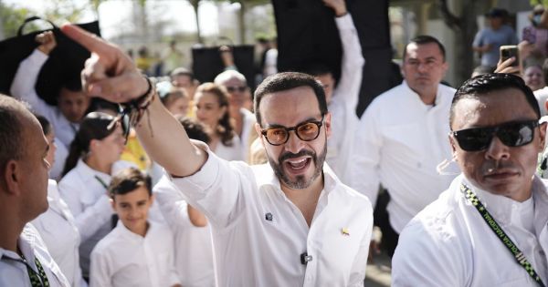 ¡Sacudón en Colombia! Abelardo De la Espriella, el abogado mediático que se quedó con la presidencia