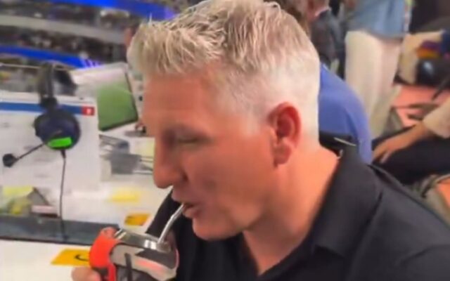 ¡Bastian Schweinsteiger se rinde al mate! El alemán que nos eliminó tres veces ahora brinda por Argentina
