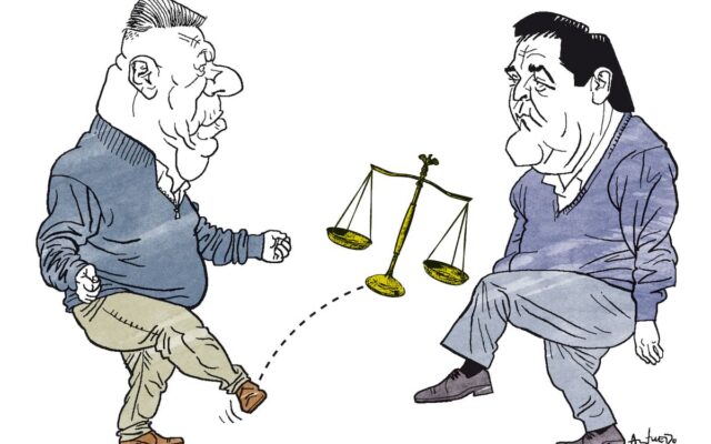 Escándalo AFA: la Justicia frena (por ahora) la impunidad de Tapia y Toviggino
