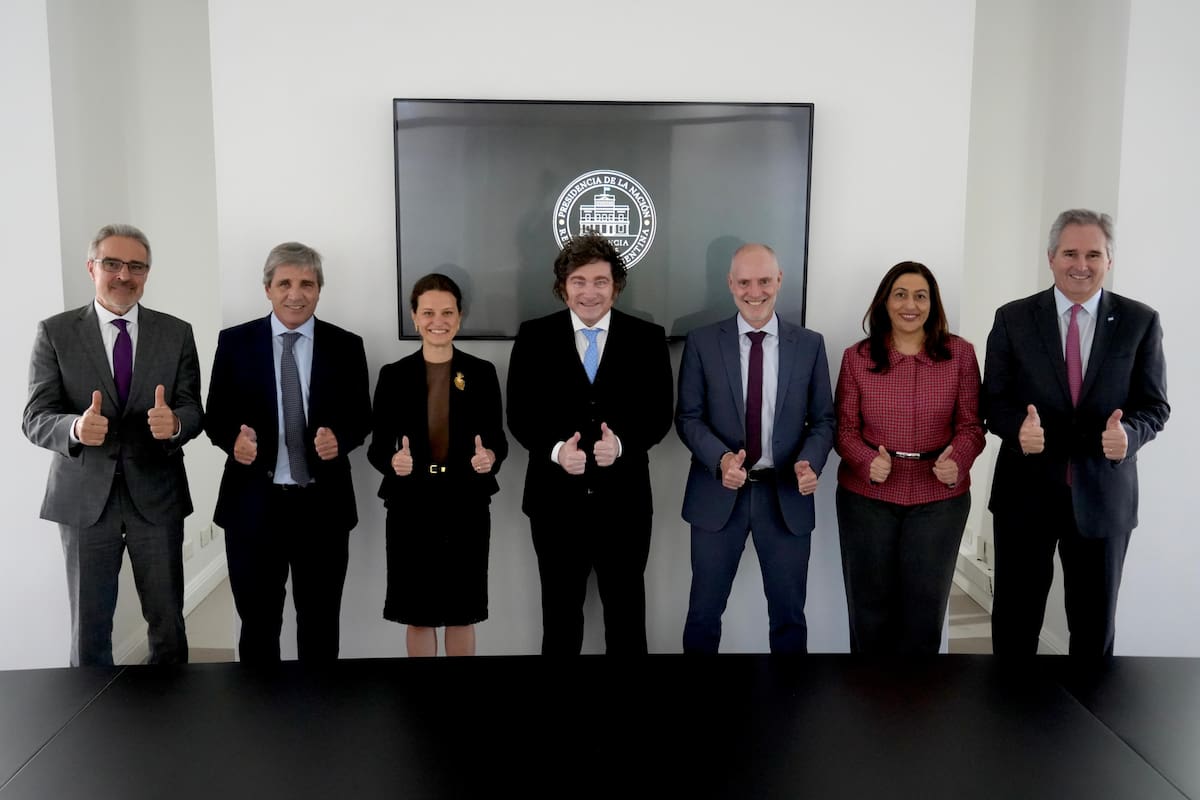 Kicillof va a la Justicia contra Milei: exige aval para crédito del Banco Mundial por US$270 millones