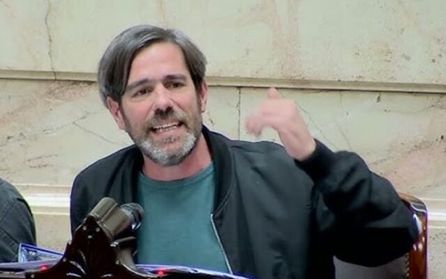 Del Caño celebra el fallo de la Corte: «Da la razón a la lucha de docentes y estudiantes»