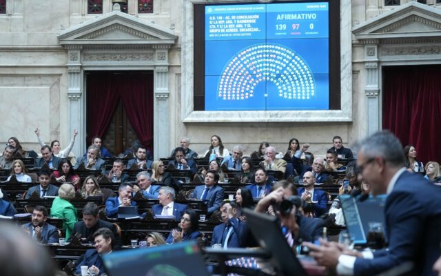¡Nueva estafa al pueblo! Pagarán USD 171 millones a dos fondos buitres