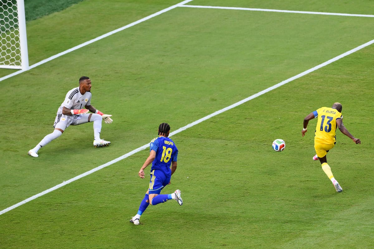 ¡Héroe mundialista! Eloy Room, de la goleada de Messi a récord de atajadas y primer punto de Curazao