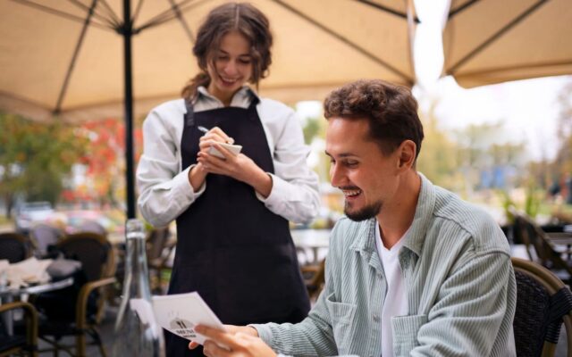 ¡Bomba en USA! Presentan proyecto para que el salario mínimo sea de 25 dólares la hora