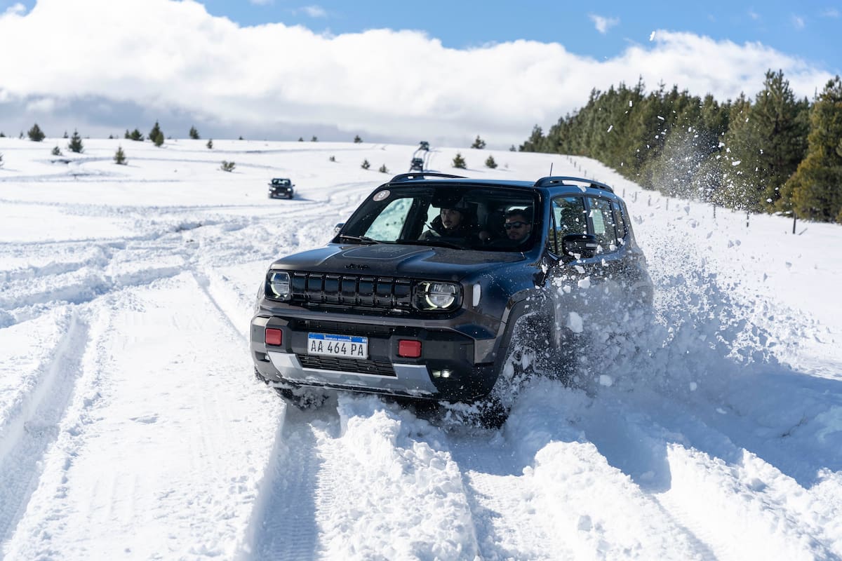 ¡Jeep Renegade renovado! Llega a la Argentina con diseño más agresivo y pantalla gigante
