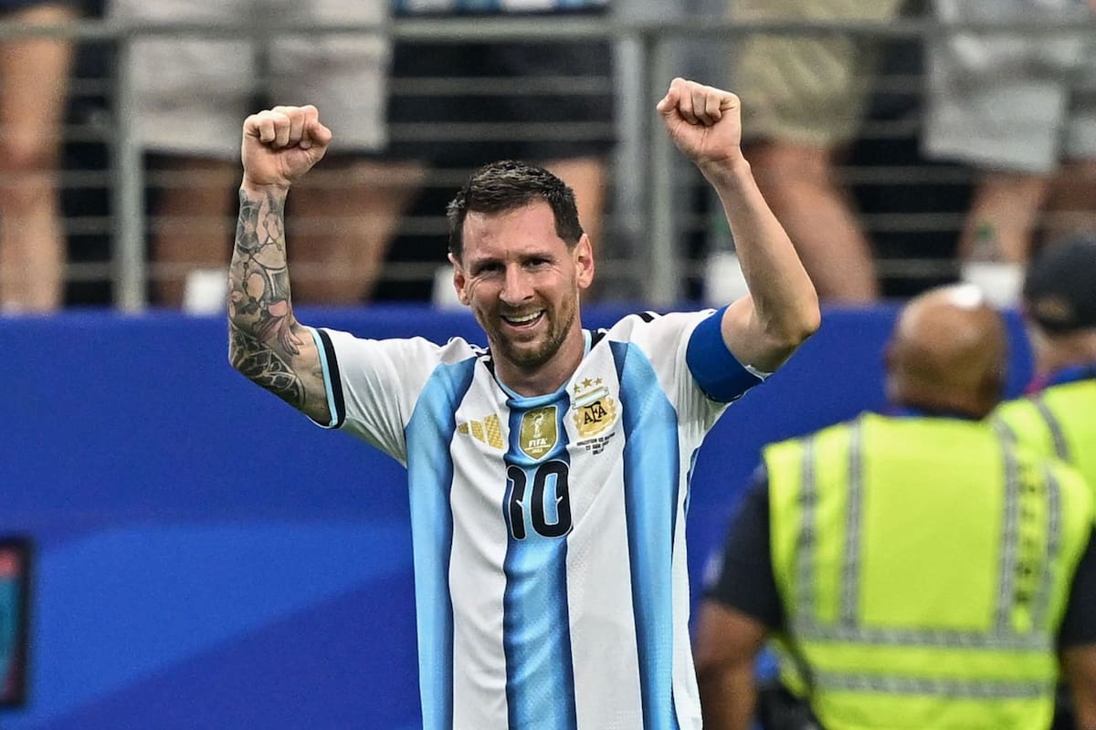 ¡Messi rompe récord mundial! Doblete ante Austria y la prensa mexicana se rinde a sus pies