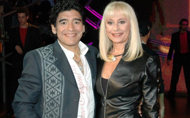 El vaticinio de Raffaella Carrà a Maradona: la noche que le dijo que sería DT de Argentina