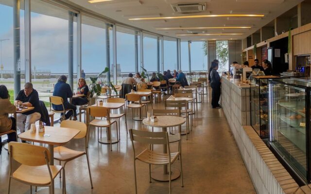 ¡Renace la noche en Costanera Norte! Nuevos templos gourmet y boliches prometen devolverle el brillo perdido