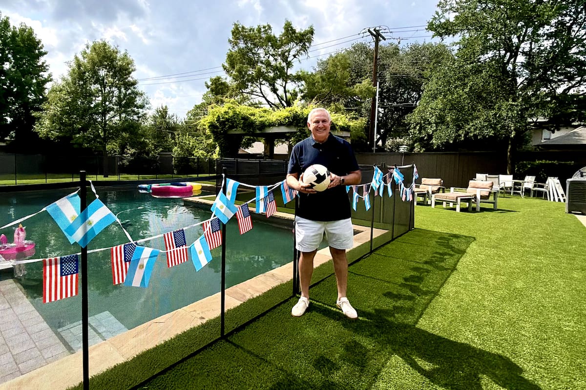 Asado con el exembajador yankee: Stanley se prendió a Messi, se ilusiona con Argentina y tiró un palito a Milei