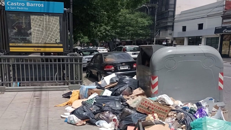 Macri copia a Milei: limita el derecho a huelga en transporte y residuos para defender a empresarios amigos