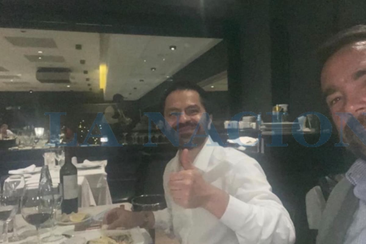 Cenas con vino, hoteles VIP y un viaje a Córdoba: la ruta secreta del contrato millonario de Arsat con Huawei