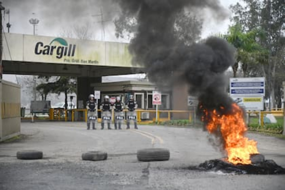 Oferta miserable de las cerealeras: los aceiteros se preparan para un paro nacional