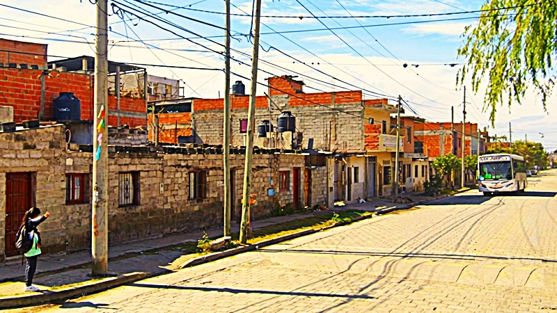 Baja de imputabilidad: la trampa de Milei para encerrar a la juventud pobre