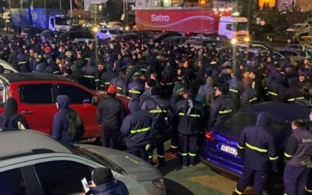Escándalo en La Matanza: Cerró Express Beer y 220 camioneros se quedaron en la calle sin sueldo ni aguinaldo
