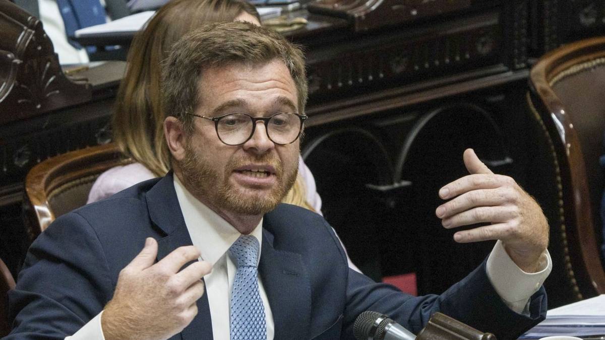 Alerta Pyme: el centro mete presión con un proyecto de rescate para salvar a las empresas que se caen a pedazos
