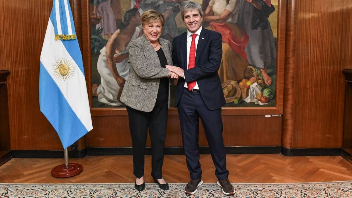 Deuda con el FMI: pagos por 56.000 millones de dólares y saldo vigente de 58.000 millones