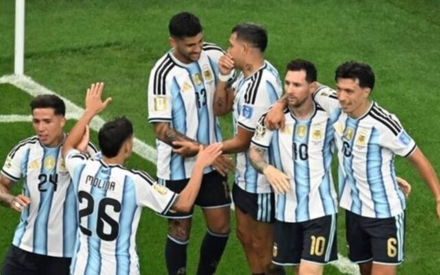 ¡Último entrenamiento! Scaloni define el once para el duelo ante Suiza: ¿Molina o Montiel? ¿Álvarez o Lautaro?