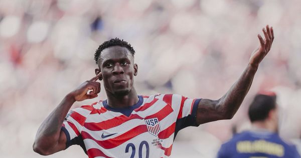 Down to ten men! USA didn't shrink, finished off Bosnia and are already in the round of 16