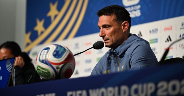 Scaloni se quebró tras el milagro ante Egipto: «Me hice entrenador para vivir estas emociones»
