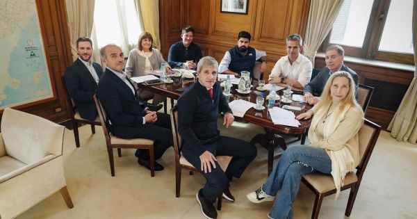 Se apagó el festejo mundialista y Karina Milei convoca a la mesa política: el foco vuelve al Congreso y las PASO