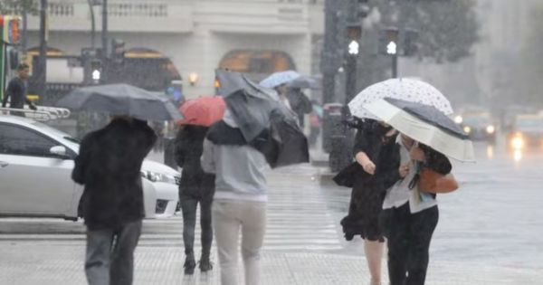Alerta naranja y amarilla: tormentas, nevadas y vientos azotan 11 provincias este lunes