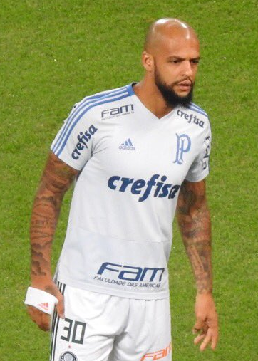 ¡NO ME LA CONTES! Felipe Melo LLORA porque Messi no fue expulsado, pero D'Alessandro lo DESTROZA: "Argentina es justa ca