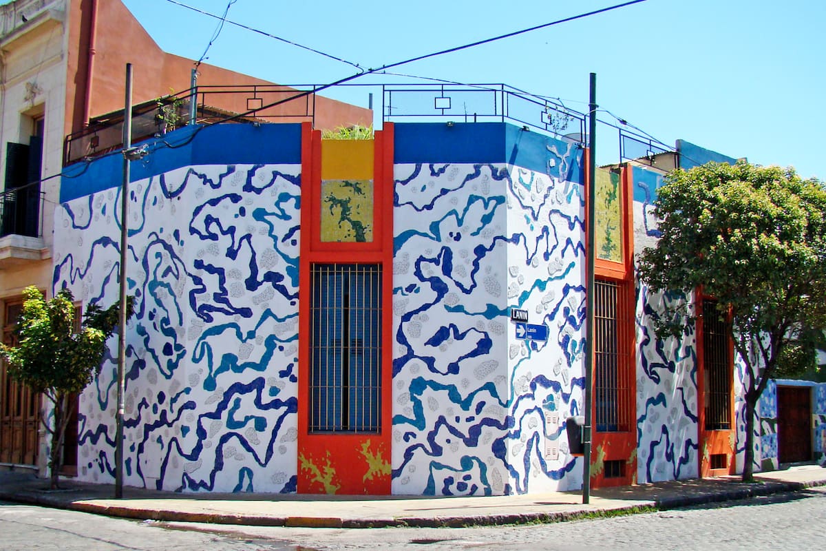 Kintsugi porteño: el arte de reparar las grietas de Buenos Aires