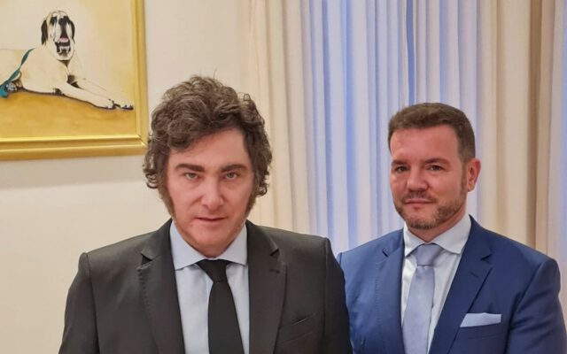 Milei echó a Alejandro Nimo, el funcionario que se enfrentó al embajador en España