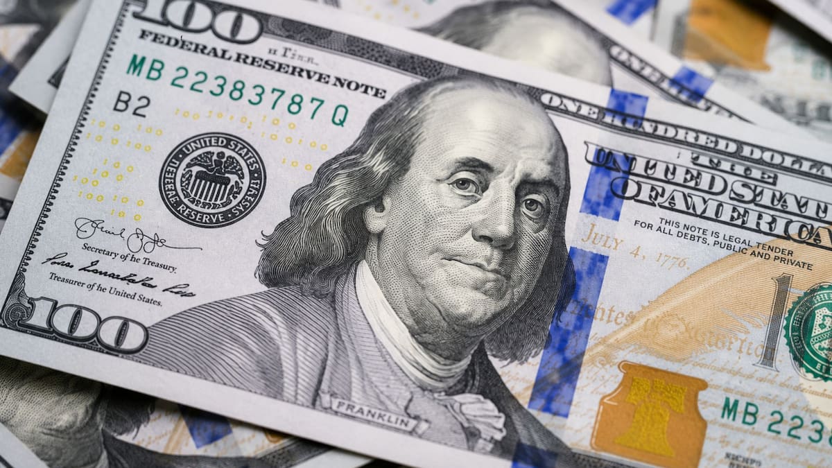 Dólar blue roza los $1530: el paralelo ya supera al oficial en plena corrida cambiaria