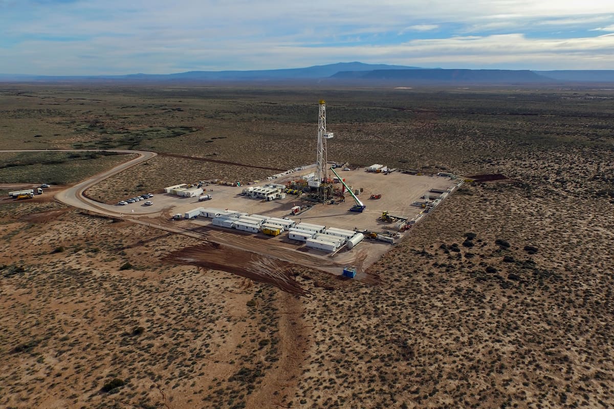¡Récord histórico! Argentina superó los 900 mil barriles diarios de petróleo gracias a Vaca Muerta