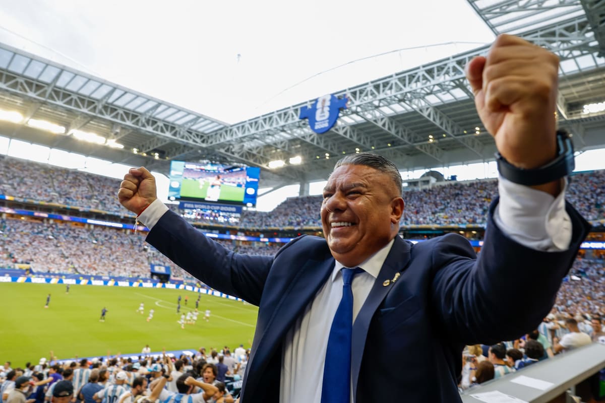 Tapia respalda a Scaloni y vincula la bandera de Malvinas con la protesta diplomática