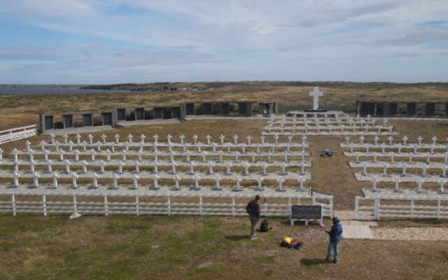 Documental sobre Malvinas lidera en Reino Unido mientras Argentina protesta por HMS Medway