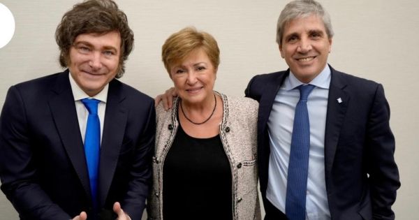 Vencimiento con el FMI por US$ 793 millones coincide con la tercera revisión del programa
