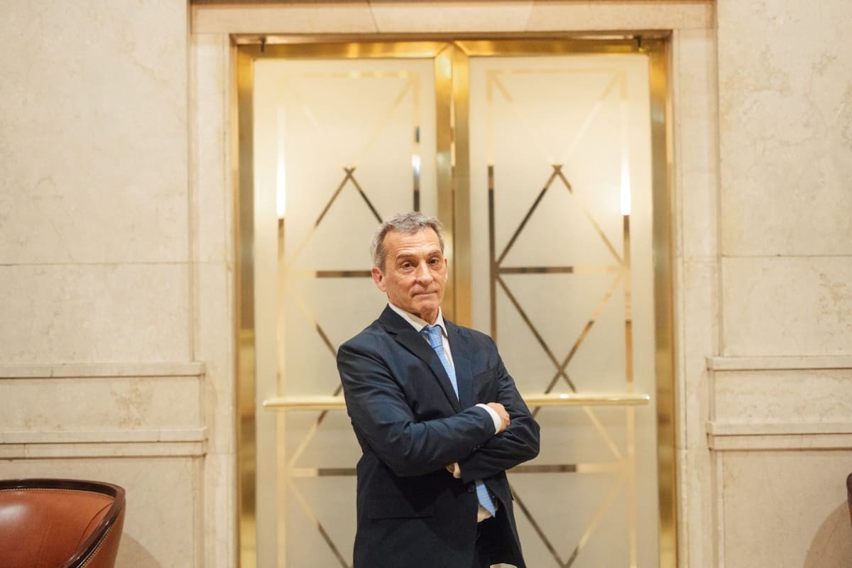 Dessy (Citi) propone comprar más reservas y dejar subir el tipo de cambio; el BCRA mantiene bandas